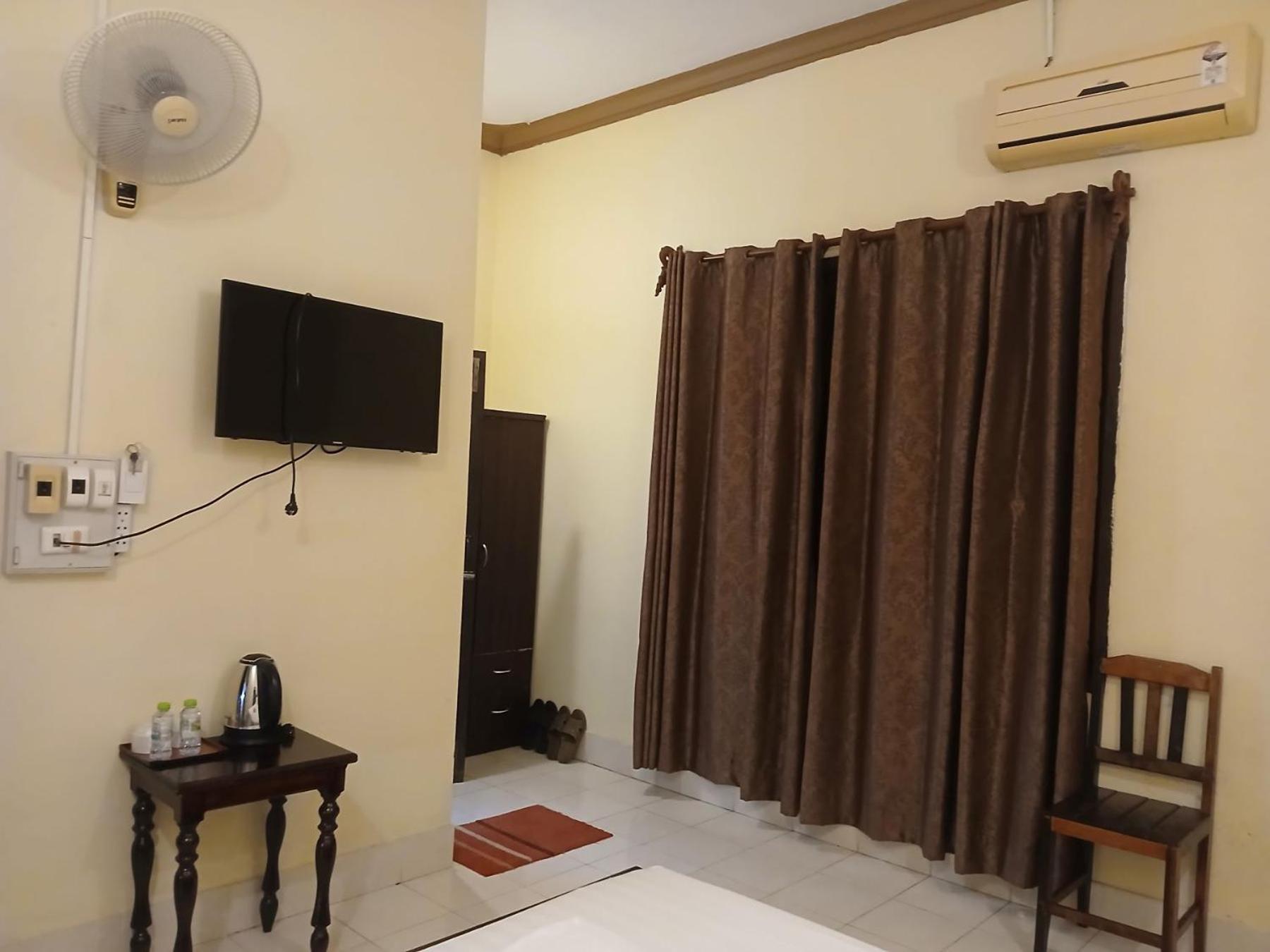 Vang Vieng Camellia Hotel Екстер'єр фото