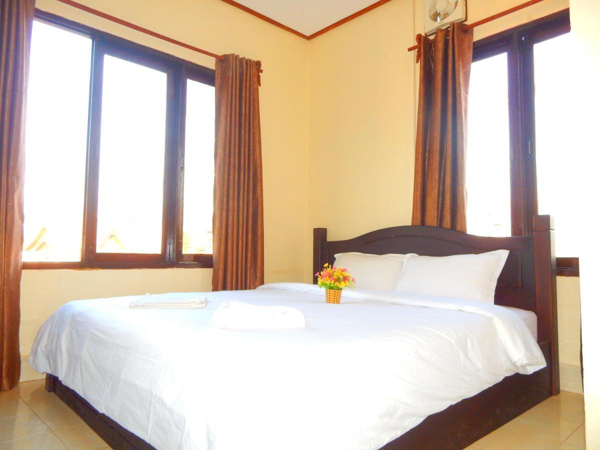 Vang Vieng Camellia Hotel Екстер'єр фото