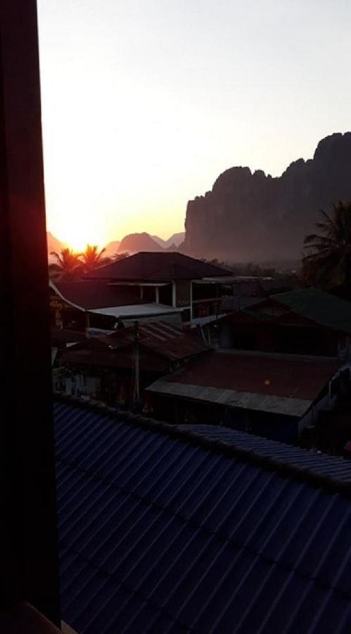 Vang Vieng Camellia Hotel Екстер'єр фото